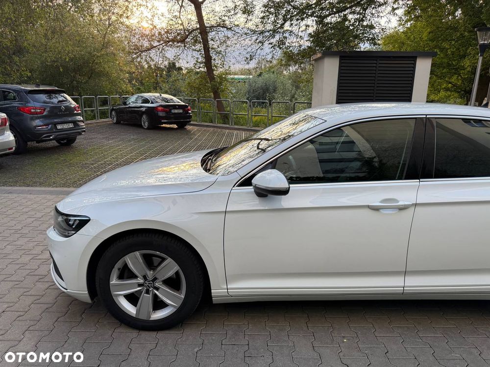 Volkswagen Passat 2.0 TSI Business DSG - 7