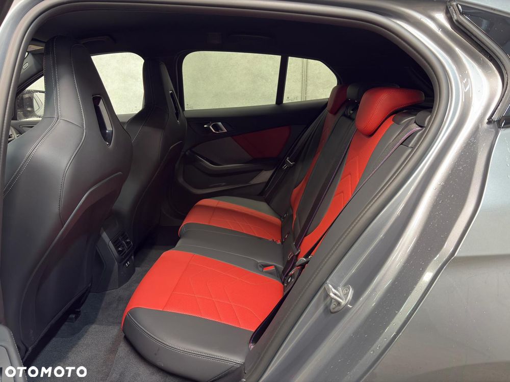 BMW Seria 1 - 21