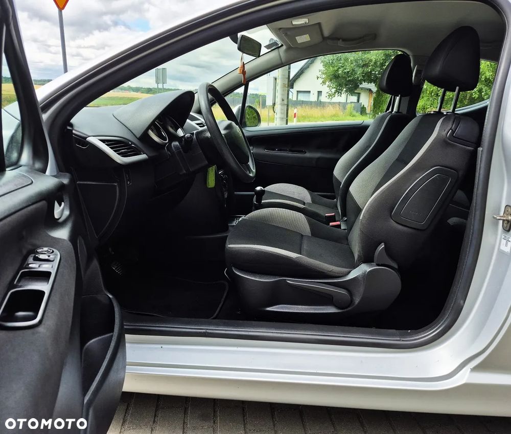 Peugeot 207 1.4 Trendy - 9