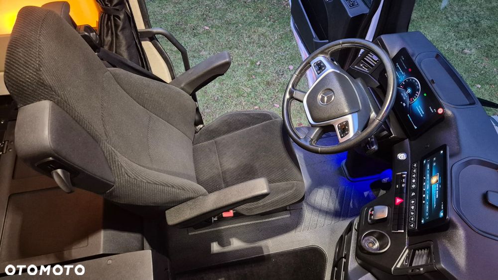 Mercedes-Benz MERCEDES-BENZ///ACTROS///1845/// MP5///2022///GIGA SPACE///SALONKA/// STANDARD///PODUSZKI///LEDY///VIRTUAL COCPIT///KLIMATYZACJA POSTOJOWA/// WAGA///NAWIGACJA///STAN BARDZO DOBRY - 22