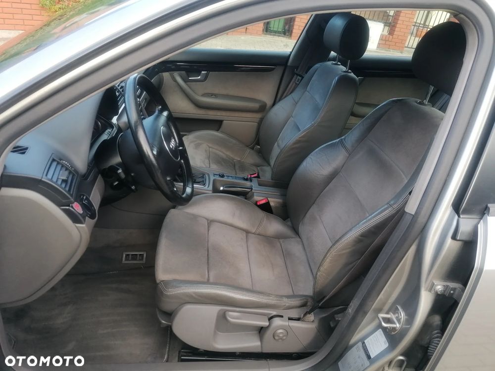 Audi A4 Avant 2004 photo 5