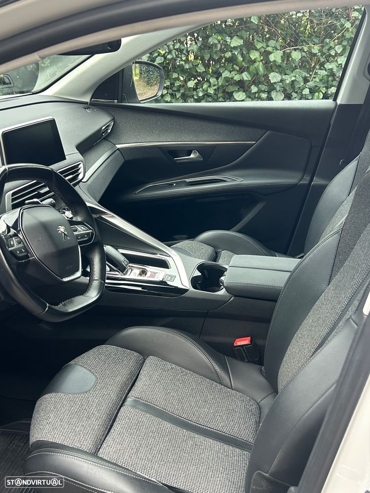 Peugeot 3008 BlueHDi 130 Stop & Start EAT8 Allure Business-Pack - 16