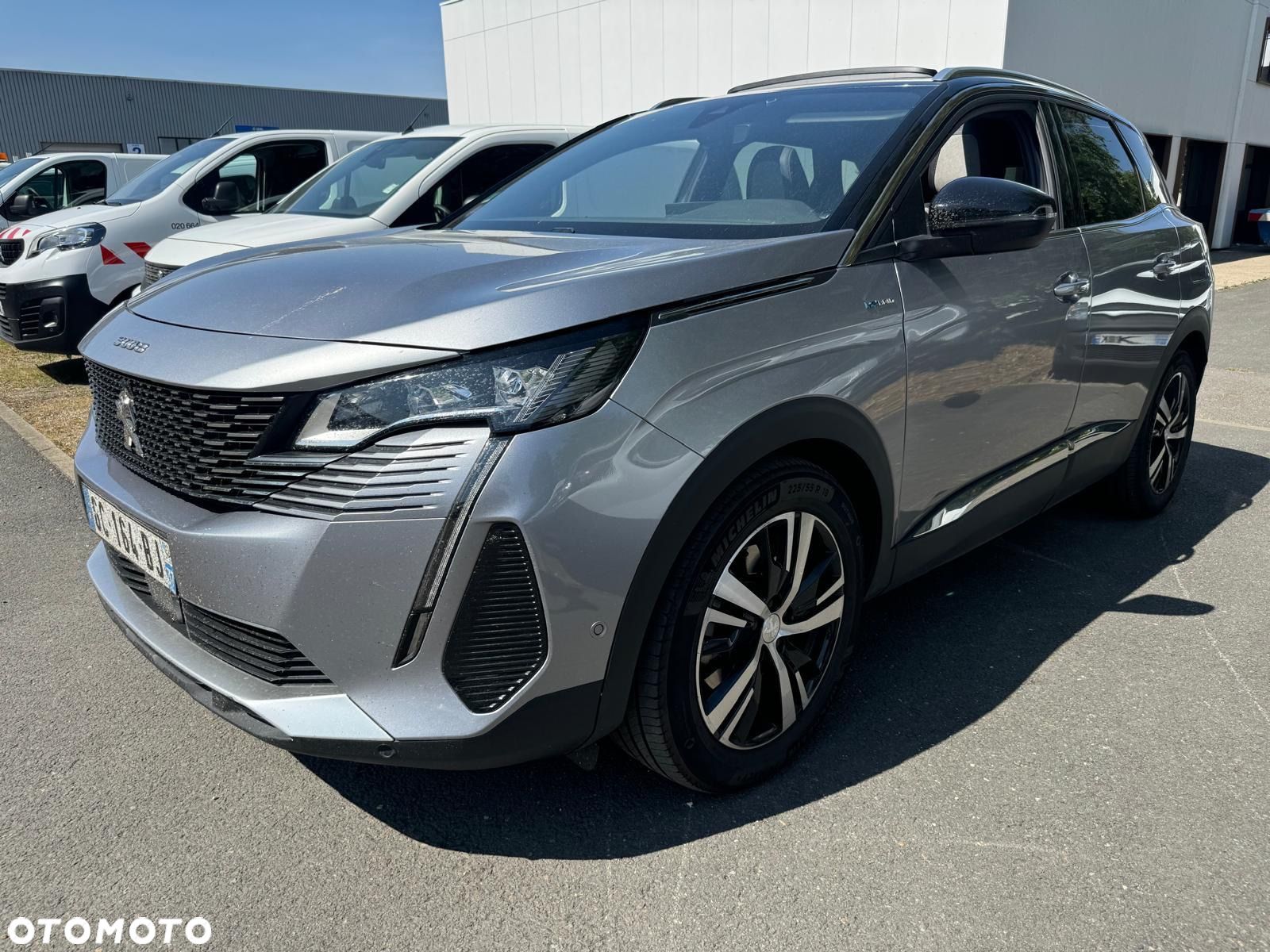 Peugeot 3008 Plug-In Hybrid 225 e-EAT8 GT - 1
