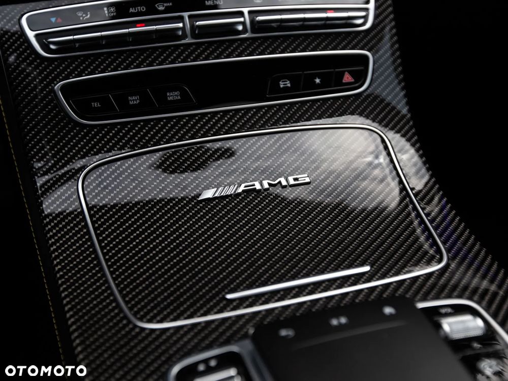 Mercedes-Benz Klasa E AMG 63 S 4-Matic+ - 24