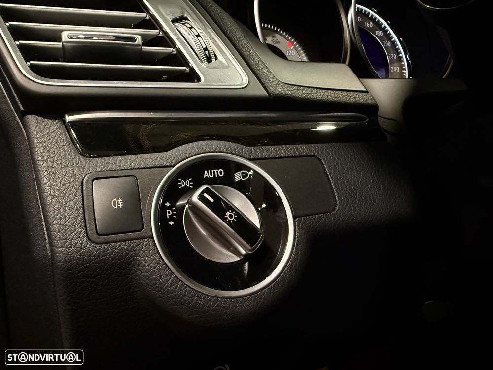 Mercedes-Benz E 250 CDi Avantgarde BlueEfficiency Auto. - 32