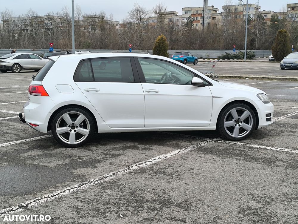 Volkswagen Golf 2.0 BlueTDI 4Motion Highline - 7
