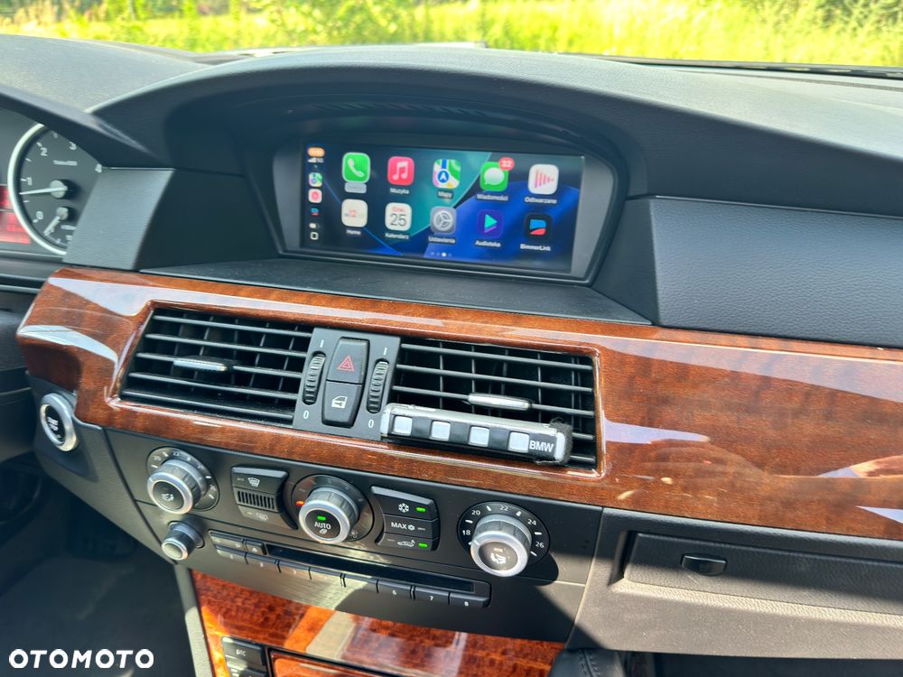 BMW Seria 5 525d Edition Exclusive - 34
