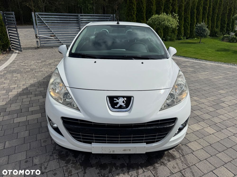 Peugeot 207 CC - 11