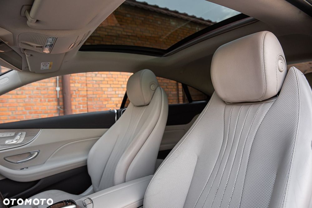 Mercedes-Benz Klasa E 300 9G-TRONIC AMG Line - 23