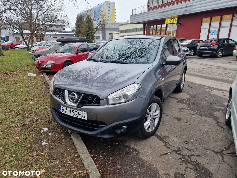 Nissan Qashqai - 1