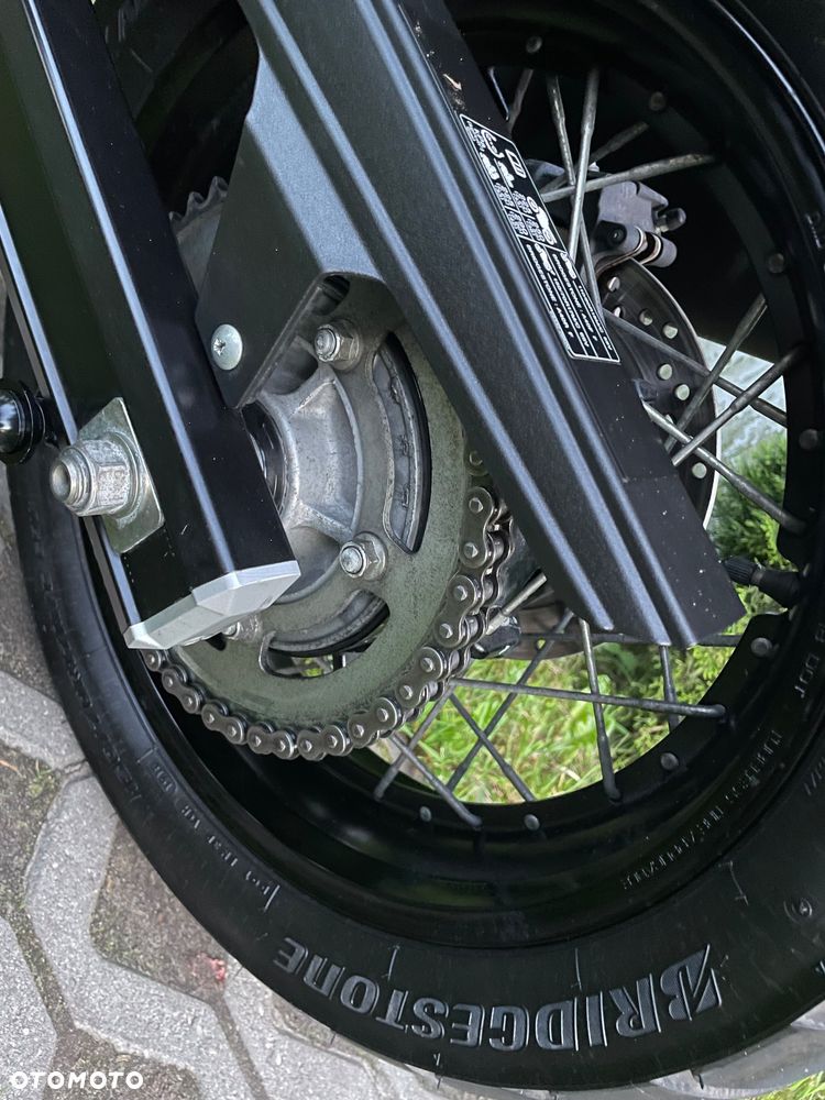 Suzuki V-STROM - 23