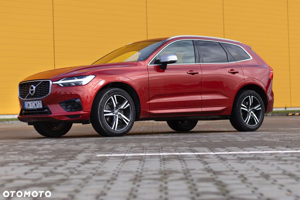 Volvo XC 60 T5 AWD R-Design - 9