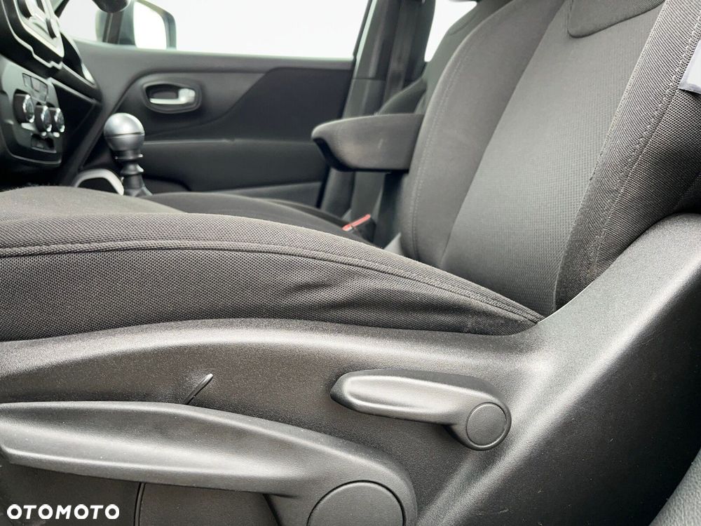 Jeep Renegade - 11