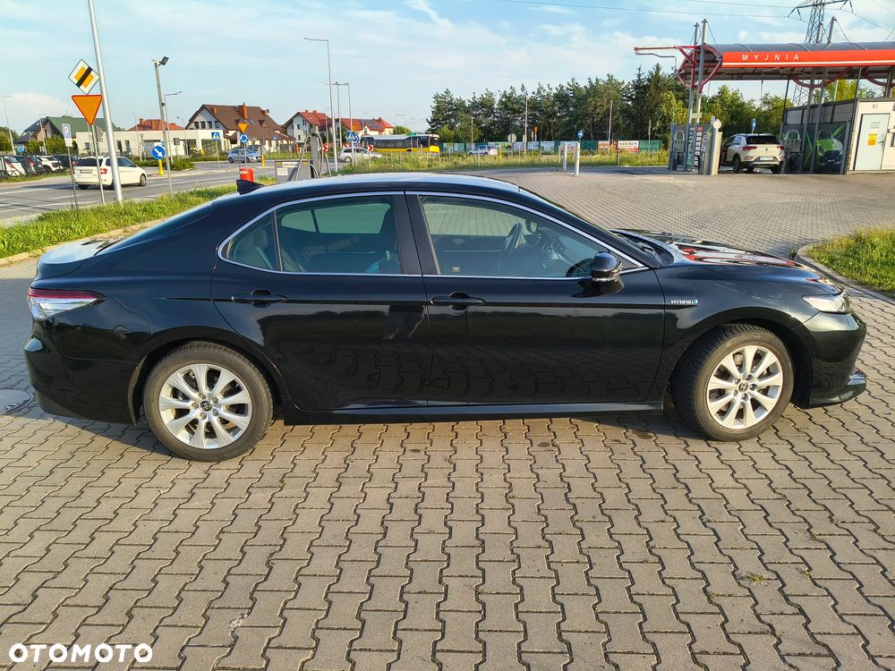 Toyota Camry 2.5 Hybrid Comfort CVT - 6