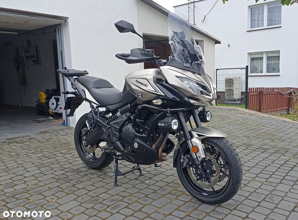 Kawasaki Versys 650 - 12