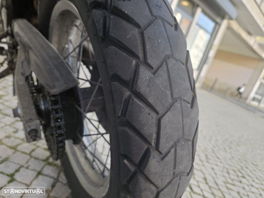 Yamaha XT660Z Tenere - 14