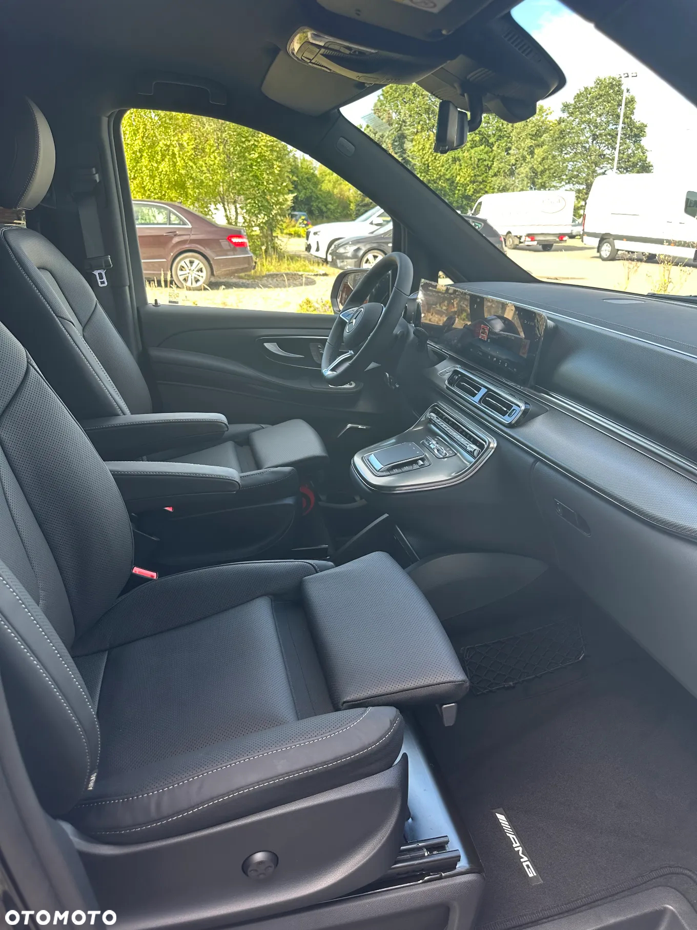 Mercedes-Benz Klasa V 300 d 4-Matic Exclusive 9G-Tronic (d³ugi) - 26