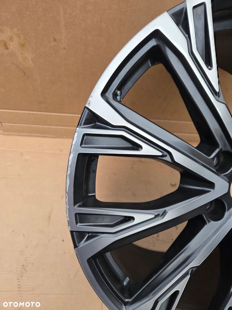 Felga Aluminiowa Audi A6 e-tron RS C9 21 Cali 85E601025AQ E- 9,1/2Jx21H2 ET 63 - 8