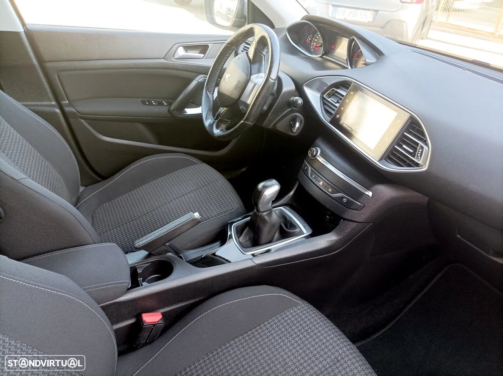 Peugeot 308 SW 1.6 BlueHDi Style - 11