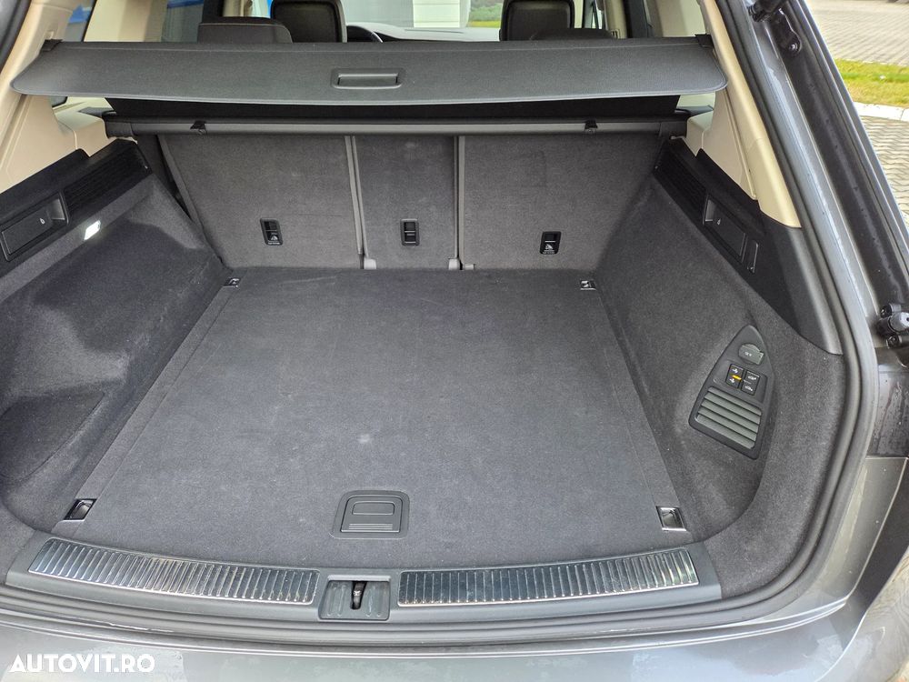 Volkswagen Touareg 3.0 V6 TDI 4Motion DPF Automatik - 13