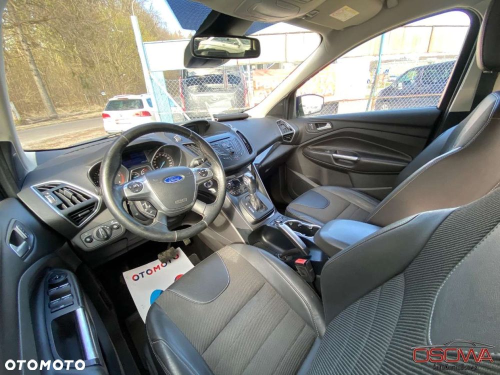 Ford Kuga - 25
