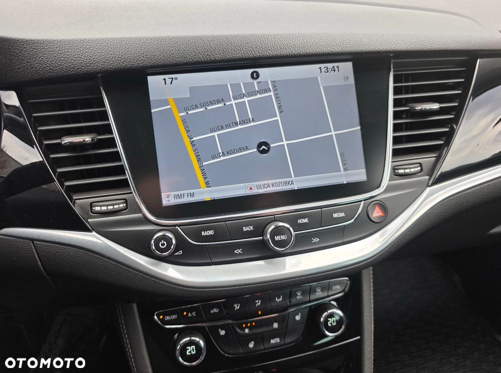 Opel Astra 1.4 Turbo Innovation - 36