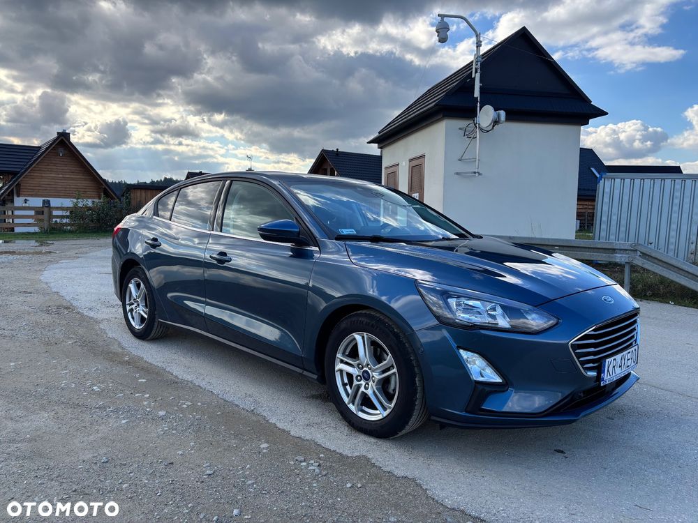 Ford Focus 1.0 EcoBoost Connected - 11