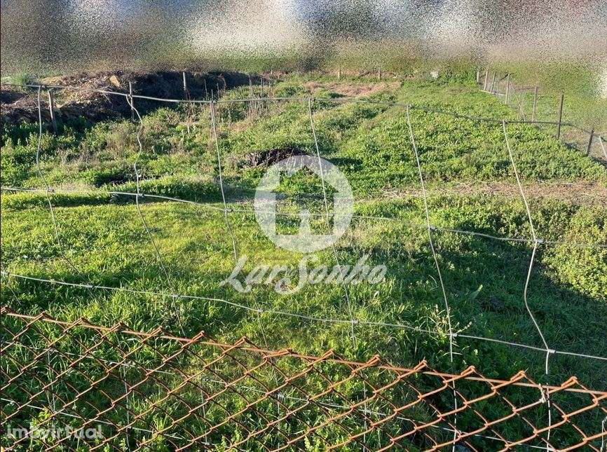 Terreno de 698m² para construção de moradia individual, em Alvarelh... - Grande imagem: 2/12