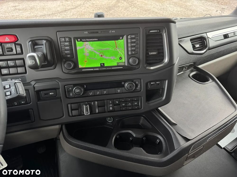 Scania 500 S / ACC / CAŁA NA PODUCHACH / OBRACANY FOTEL / RETARDER/ DUŻA NAVI / VIRTUAL KOKPIT / Z NIEMIEC - 35