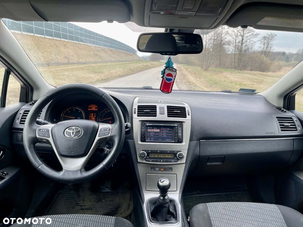 Toyota Avensis 2.0 D-4D Premium - 7
