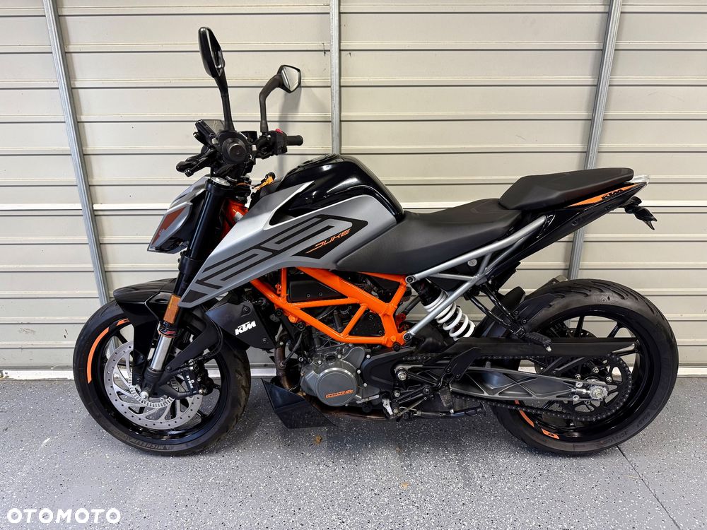 KTM Duke - 12