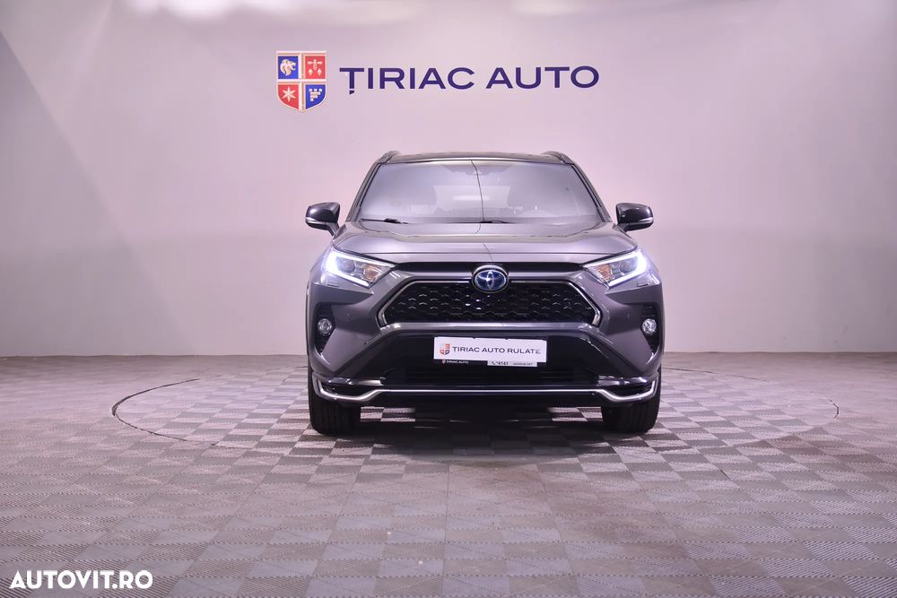 Toyota RAV4 - 8