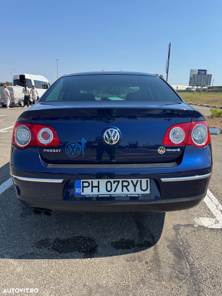 Volkswagen Passat 2.0 TDI DPF DSG Sportline - 12