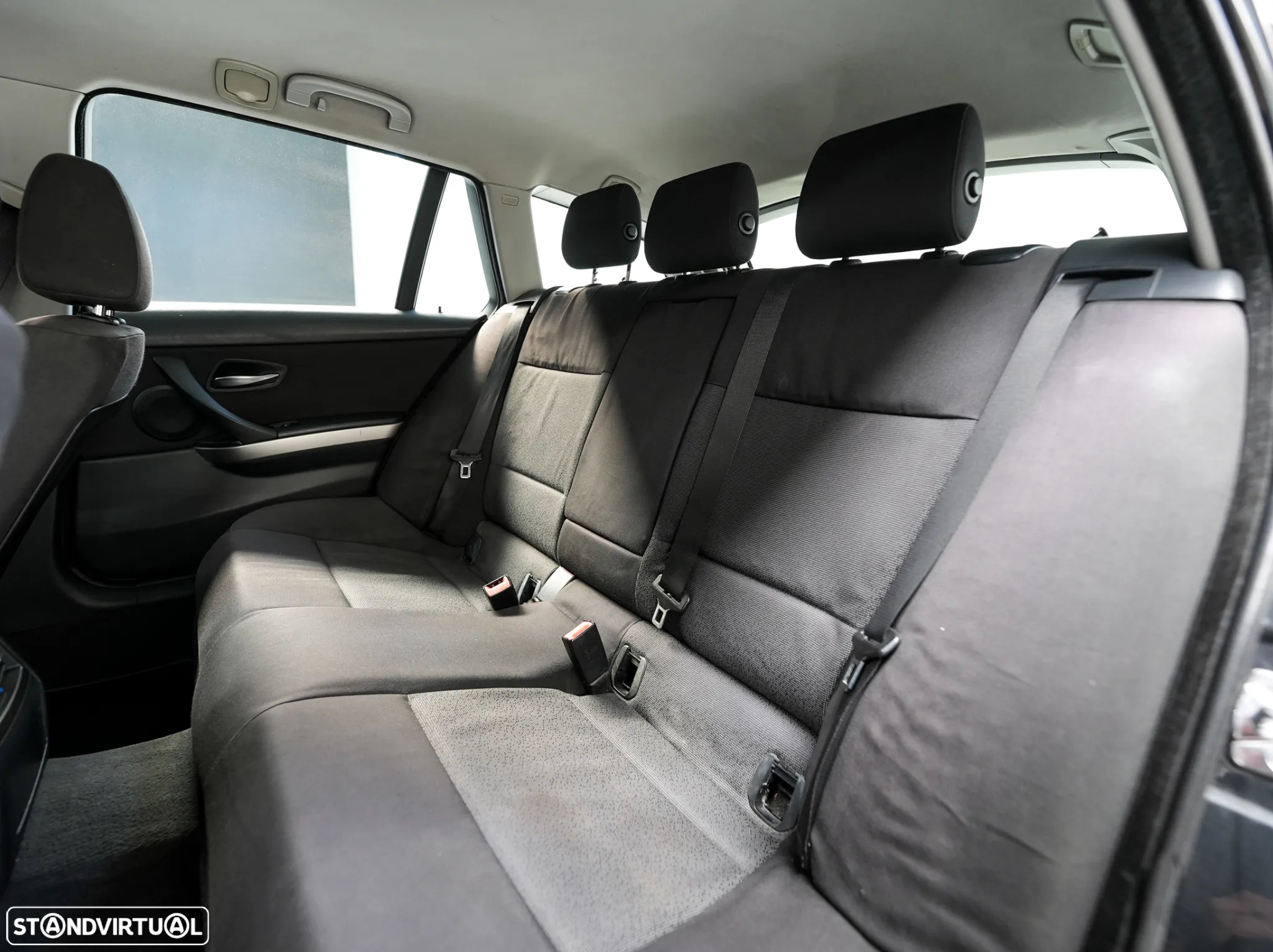 BMW 320 d Touring Exclusive - 11