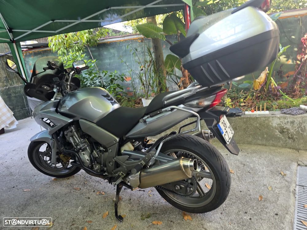 Honda CBF - 4