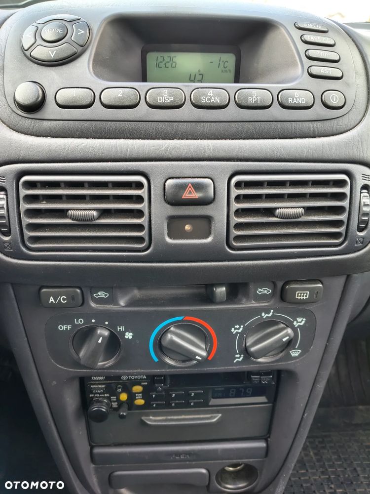 Toyota Corolla 1.9 D Luna - 11