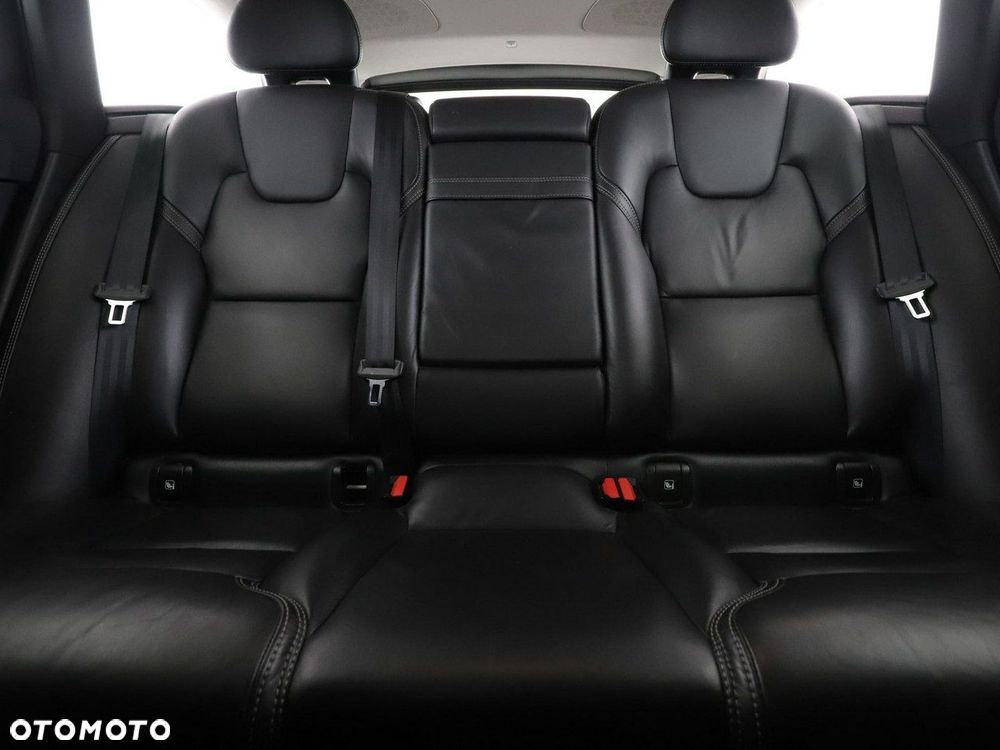 Volvo V90 D4 AWD Inscription - 19