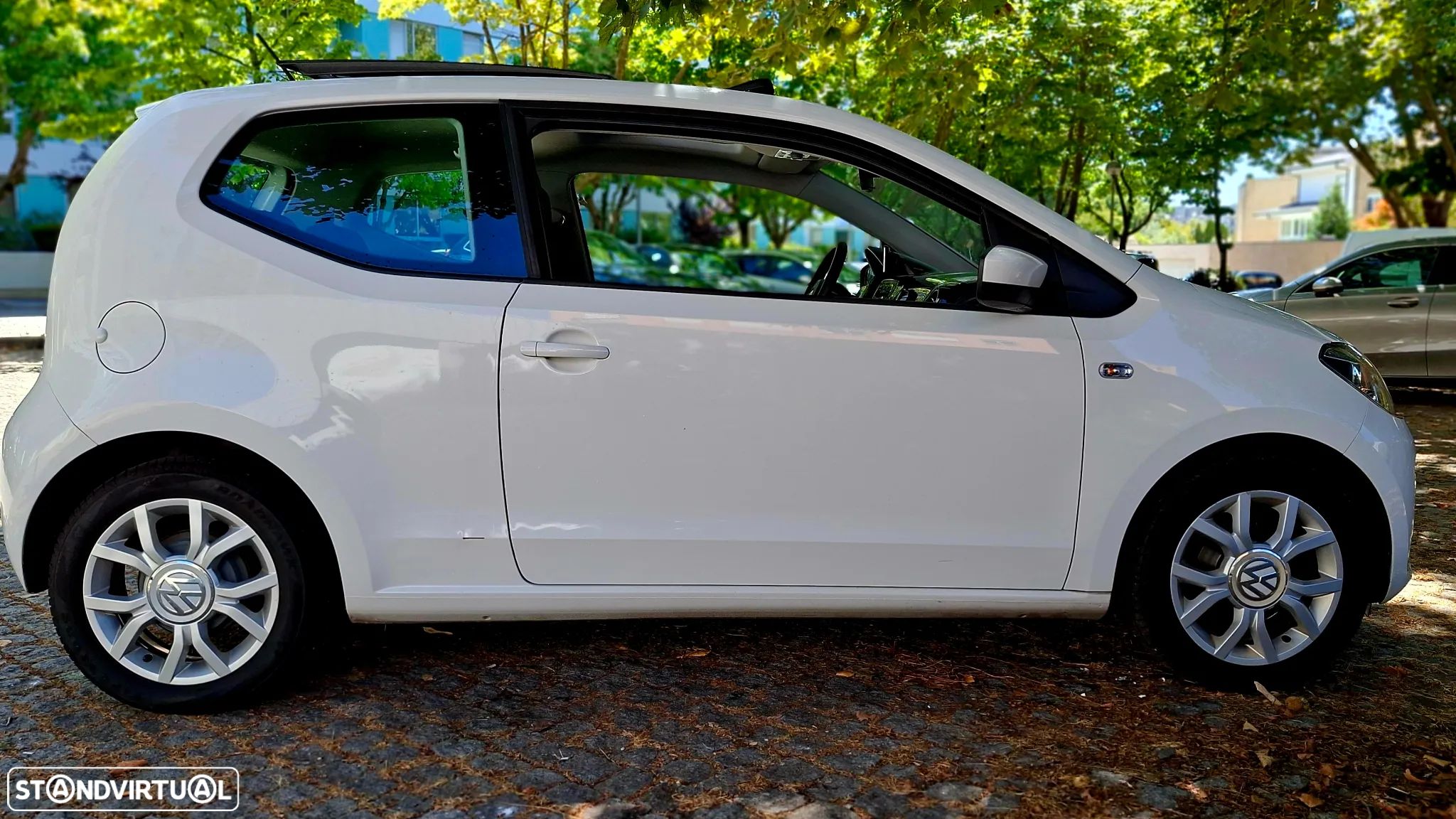VW Up! 1.0 BlueMotion Move - 1