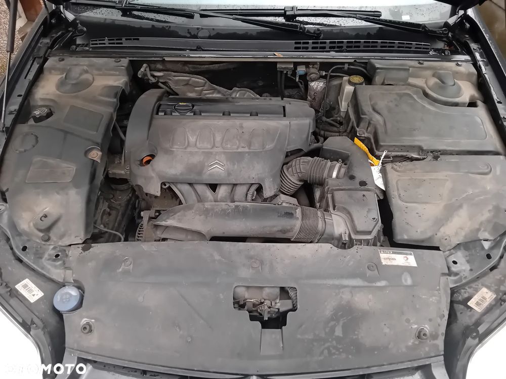 Citroën C5 II 1.8i 16V - 12