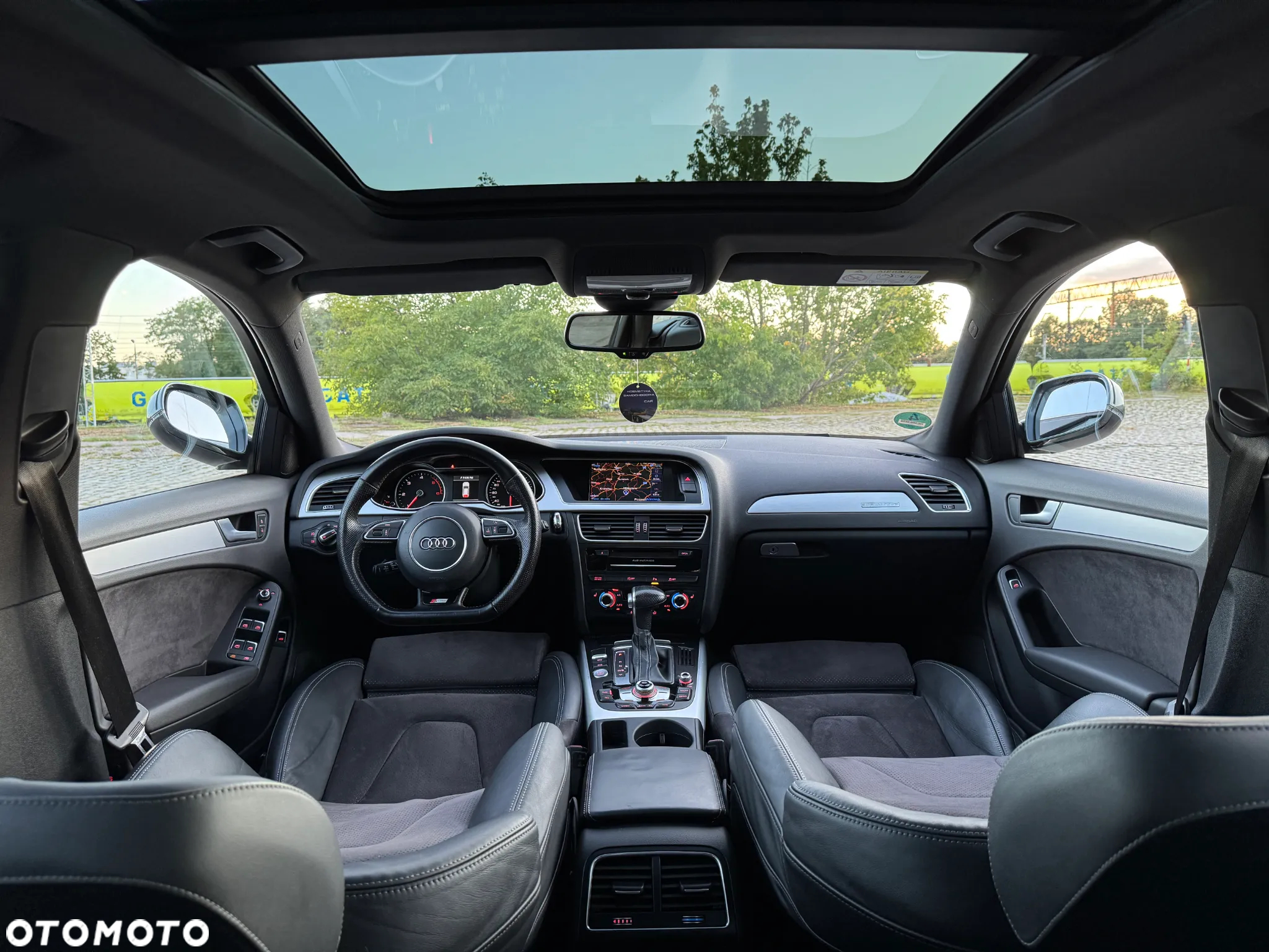 Audi A4 Avant 2.0 TDI Quattro Line S tronic - 12