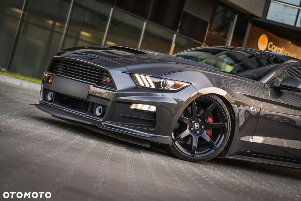 Ford Mustang 5.0 V8 GT - 10