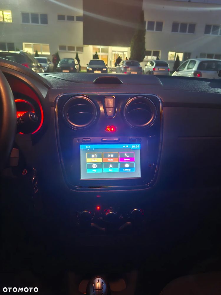 Dacia Lodgy 1.6 SCe Laureate S&S - 16