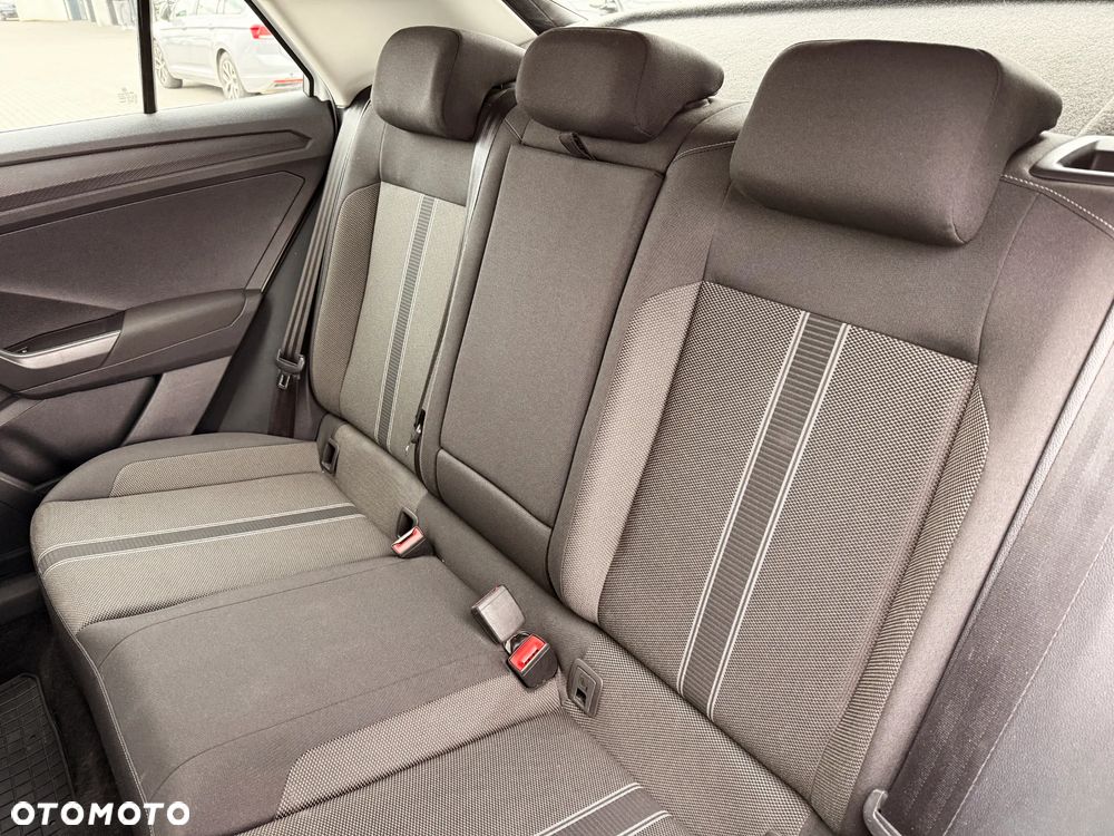 Volkswagen T-Roc 2.0 TDI SCR DPF Advance - 28