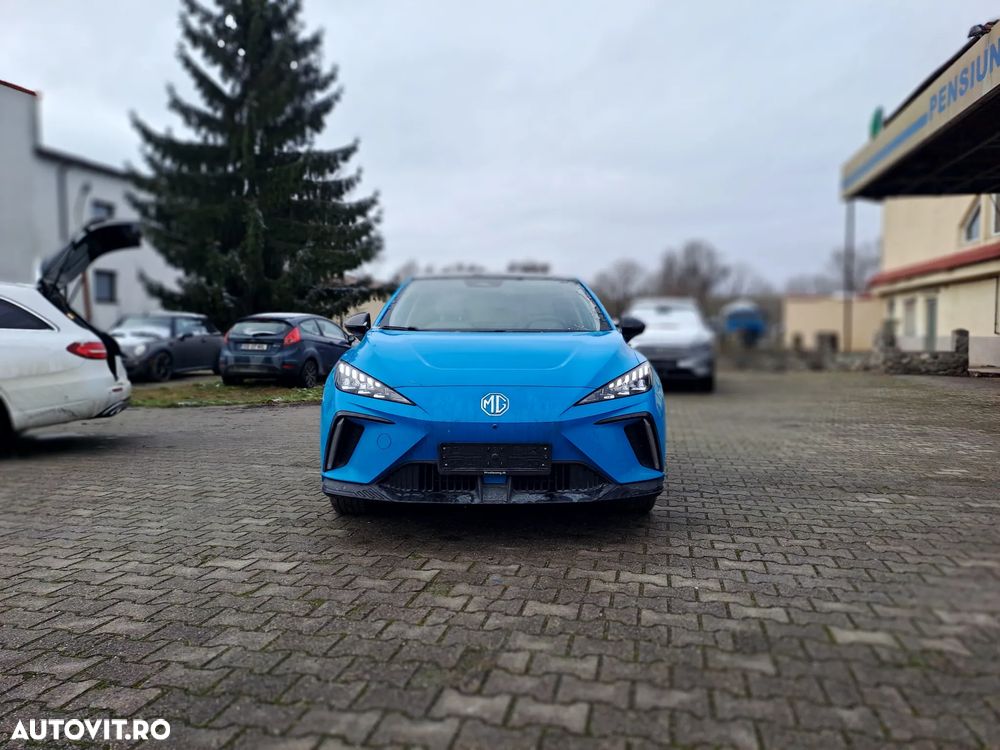 MG MG4 4 Luxury 64 kWh - 1