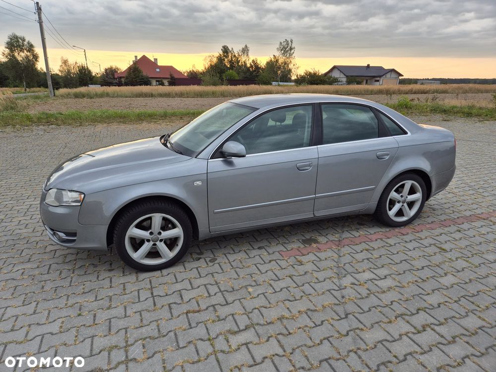 Audi A4 Limousine 1.8 T quattro - 14