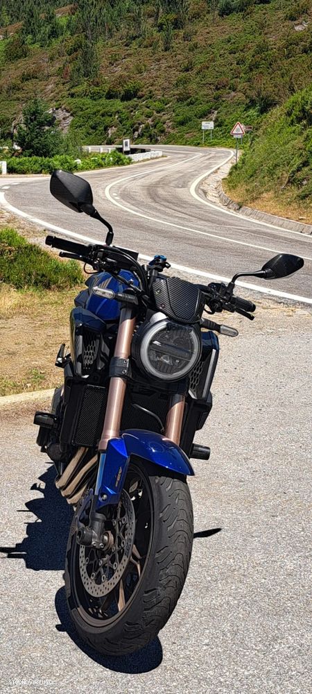 Honda CB - 1