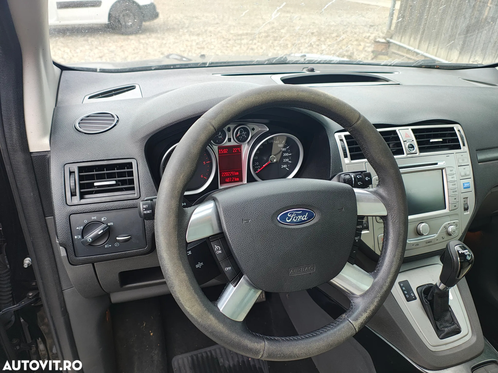 Ford Kuga 2.0 TDCi 4x4 Aut. Champions Edition - 8