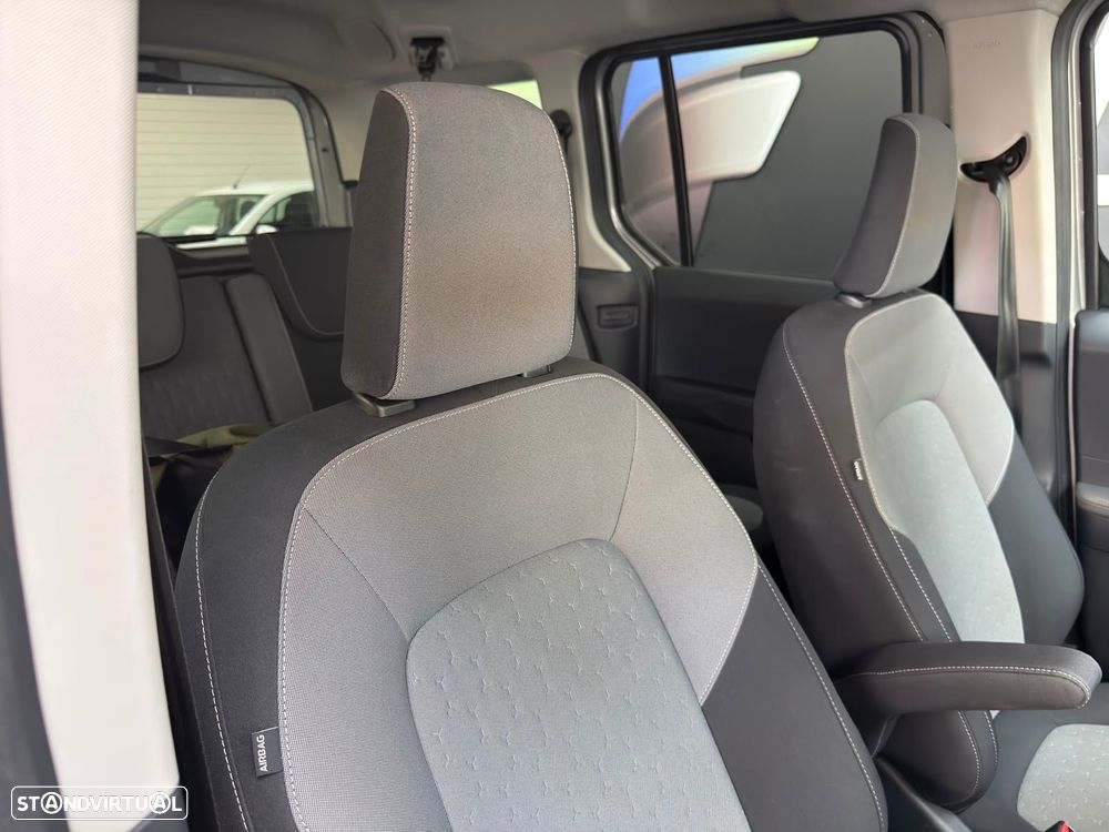 Ford Tourneo Courier 1.0 EcoBoost Titanium - 42