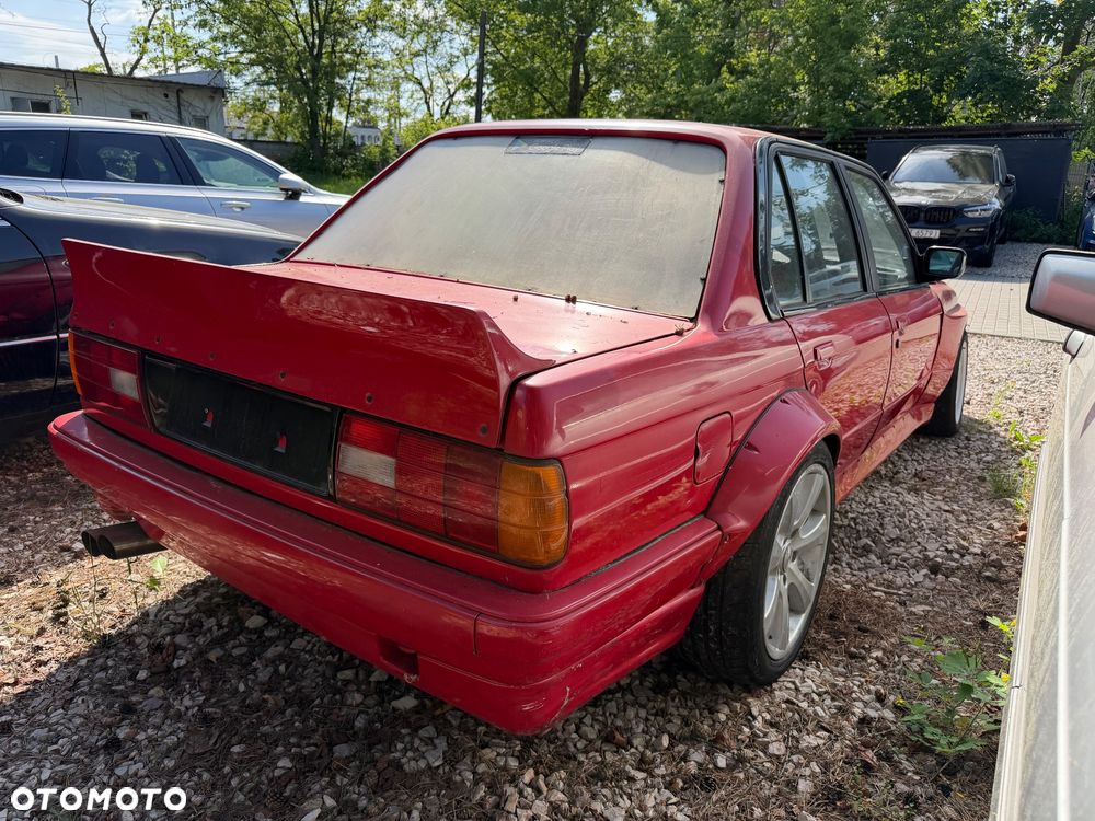 BMW Seria 3 325i - 5
