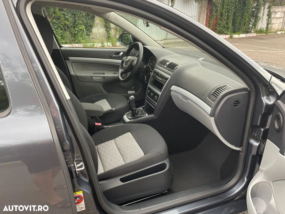 Skoda Octavia 1.2 TSI Ambiente - 11